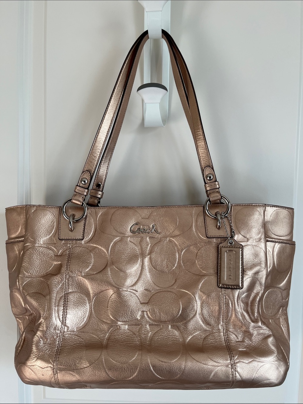 Coach Metallic Gold Signature Gallery Tote Bag (F17730)